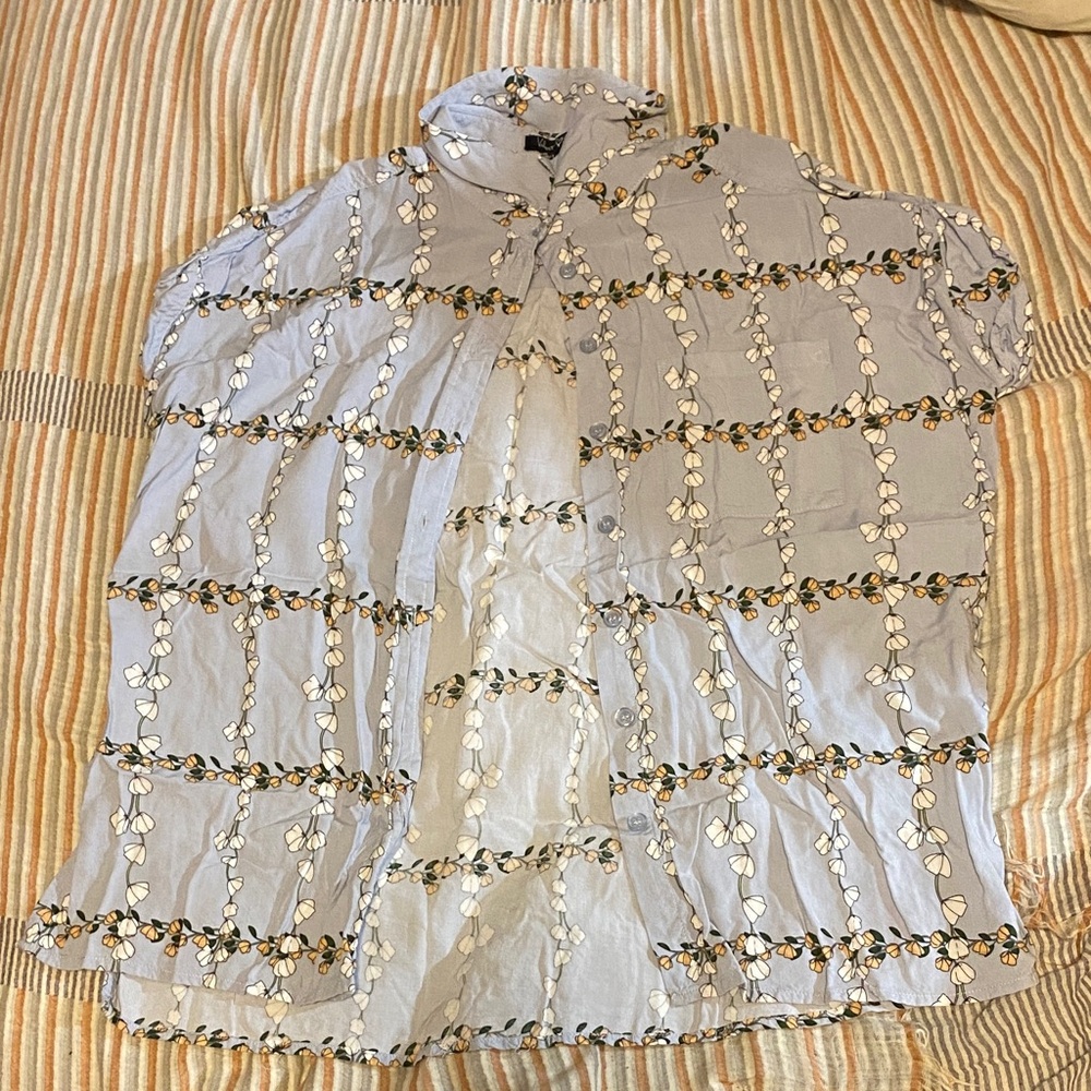 Velvet Heart Light Blue Button Down Shirt with Floral Pattern